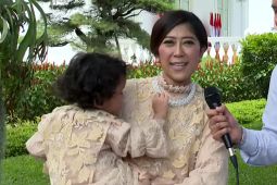 Ministers extend wishes, messages of hope on Eid
