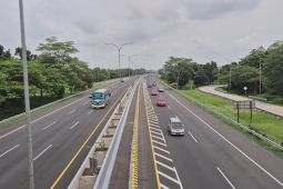 Arus lalu lintas Jalan Tol Cipali ramai lancar di hari lebaran