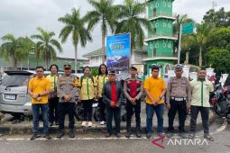 Polres Bangka Barat bersama pemuda Katolik jaga Shalat Idul Fitri