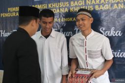 Lapas Cianjur memberikan remisi untuk 392 warga binaan dua orang bebas