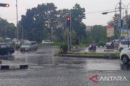 Jalur Utama Cianjur Ramai Lancar, Petugas Siagakan Rekayasa Arus