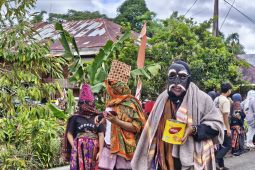 Mengenal tradisi Pesta Sekura Cakak Buah di Lampung Barat