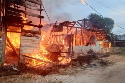 18 rumah dinas TNI di Langsa Aceh hangus saat libur Idul Fitri