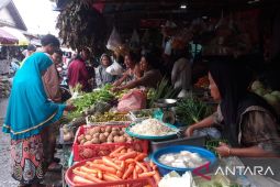 Harga bahan pokok di Belitung stabil saat musim Lebaran 2025