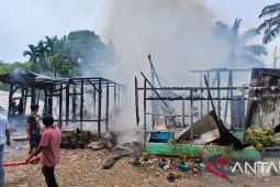 Dua rumah di Mukomuko hangus terbakar