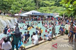 Penurunan pengunjung di Aek Sijornih Tapsel saat Lebaran, ini penyebabnya