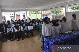 Pelantikan KPPS pemilihan suara ulang di Kabupaten Tasikmalaya