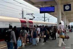 Hari ini, KCIC prediksi puncak arus balik mencapai 23 ribu penumpang