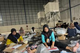 KPU Parigi libatkan 168 petugas lipat surat suara untuk PSU Pilkada