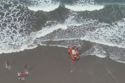 Wisatawan hilang di perairan Pantai Pangandaran
