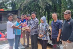 Wabup Mukomuko serahkan bantuan untuk korban kebakaran rumah