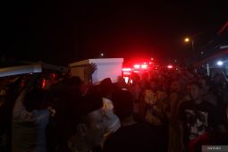 Pemakaman korban longsor di Pacet Mojokerto