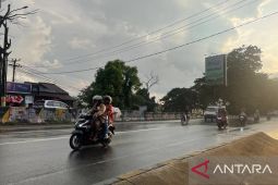 Pemilir mulai melintas di Jalan Serang-Jakarta pada H+4 Lebaran