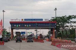 Tol Keramasan Palembang mulai ramai oleh kendaraan tujuan Pulau Jawa