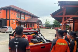 Tim SAR cari seorang pria yang hilang karena diterkam buaya di Sungai Roraya, Sultra