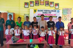 Ribuan siswa SD di Bengkayang siap terima bantuan PIP April 2025