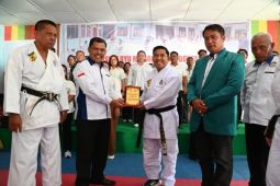 Dianugerahi Sabuk Hitam Dan II Karate-Do, Wali Kota Syukri Siap dukung  kegiatan olahraga di Sibolga