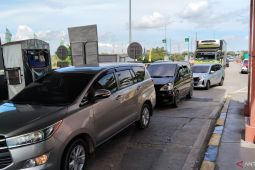 Diperkirakan arus lalu lintas Tol Kramasan kembali normal 15 April 2025