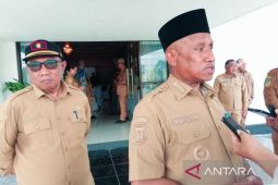 Bupati Biak Numfor apresiasi kehadiran ASN pascalibur Lebaran 2025