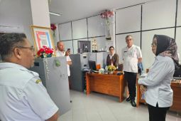 Pemkot Ambon tegakkan aturan beri sanksi ASN nongkrong di rumah kopi saat jam kerja