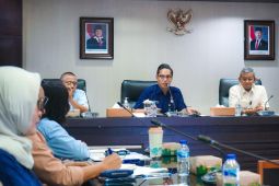 Wali kota minta Dinas SDABMBK  petakan jalan dan drainase yang rusak