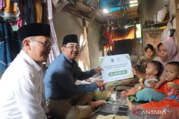 Bupati Anwar Sadat bantu warganya miliki rumah layak huni lewat bedah rumah