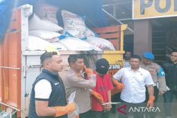 Polres Sampang gagalkan pengiriman pupuk subsidi ke luar Madura