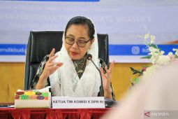 Komisi X: Butuh komitmen kuat cegah praktik titipan mahasiswa baru