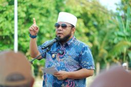 Gubernur beli sayuran petani tak terserap pasar
