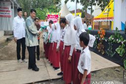 Bupati Kulon Progo minta Aneka Usaha membuat rencana bisnis baru