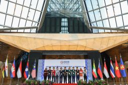 Penguatan kerja sama ASEAN juga mesti ditempuh saat hadapi tarif  Amerika Serikat