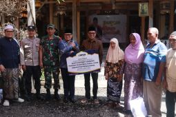 Ribuan warga kurang mampu di Probolinggo diberi santunan BPKH