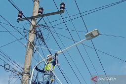 BPTD pasang PJU di sepanjang jalan nasional Pantai Air Punggur