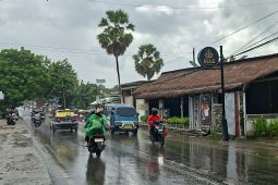 BMKG memprakirakan cuaca di kota besar pada umumnya diguyur hujan