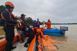 Tim SAR temukan korban kecelakaan kapal  di Sungai Mahakam Kaltim