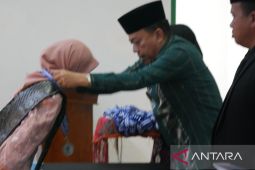 Wabup Tapsel hadiri wisuda MAN IC, ini pesannya
