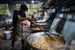 Target debitur baru tahun 2025
