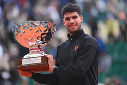 Alcaraz angkat trofi Monte Carlo