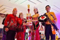 Ikhsan dan Mutiara jadi Jagau dan Bawi Kameluh Kapuas