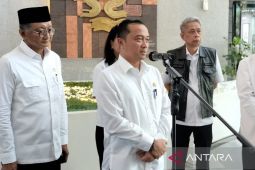 Mensesneg:  PHK direspons dengan lapangan kerja dan perlindungan