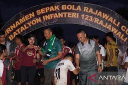 Laga Forkopimda Kota Padangsidimpuan vs Pemkab Tapsel meriahkan penutupan Rajawali Cup I Yonif 123/RJW