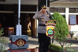 Kapolres Jembrana Citra Dewi Suparwati minta anggotanya tampil rapi