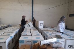 KPU Serang distribusi logistik PSU secara bertahap