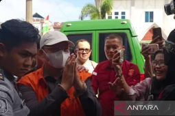 Rohidin Mersyah ditahan di Rutan Bengkulu untuk jalani sidang