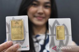 Hari ini emas Antam anjlok Rp177.000 per gram
