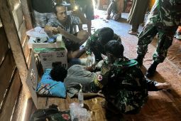Satgas Pamtas RI-PNG mengamankan 126 pendulang emas dari serangan KKB