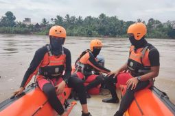 Tim SAR  perluas pencarian korban tenggelam di Sungai Komering