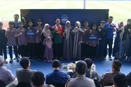 Persib Bandung donasi ke dua panti asuhan