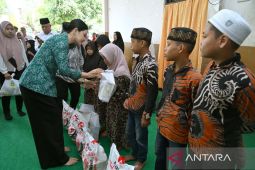 PKK Sumut rayakan HUT ke-77 Provinsi  Sumut bersama anak panti asuhan