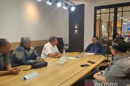 Wali Kota Bima bertemu Menekraf Teuku Riefky bahas festival rimpu